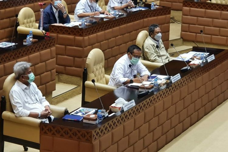 Rapat Dengar Pendapat (RDP) Komisi V DPR RI bersama Sekretariat Jenderal Kementerian PUPR