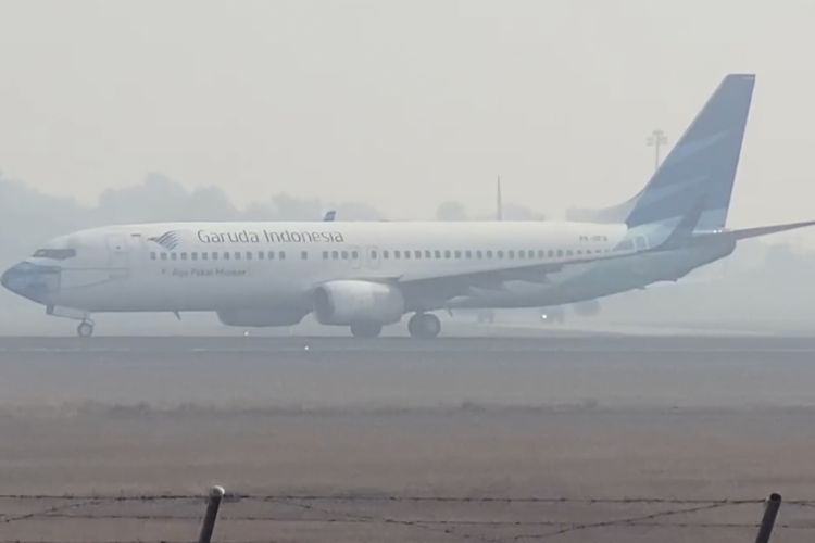 Bandara Syamsudin Noor Banjarbaru Dikepung Kabut Asap Karhutla, 10 Penerbangan Terdampak