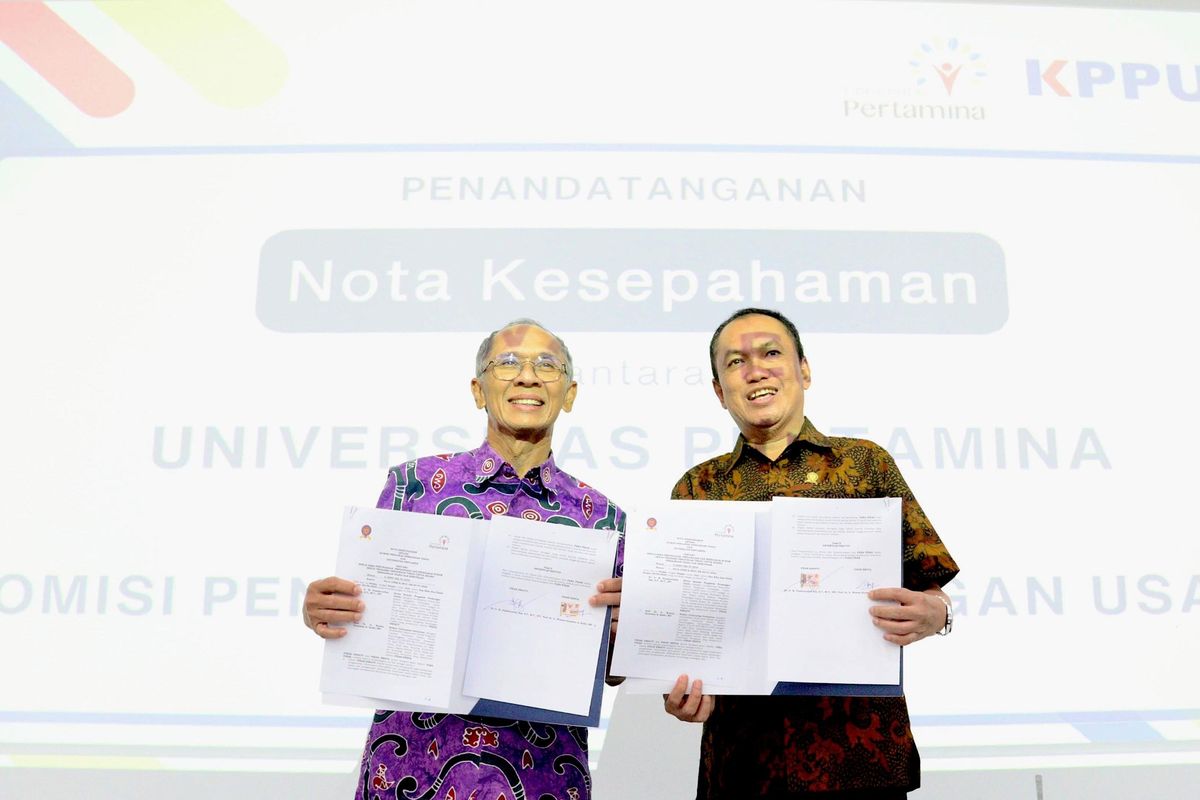 Komisi Pengawas Persaingan Usaha (KPPU) dan Universitas Pertamina (UP) menandatangani nota kesepahaman atau memo of understanding (MoU) dan perjanjian kerja sama (PKS) di Jakarta, Selasa (4/6//2024).