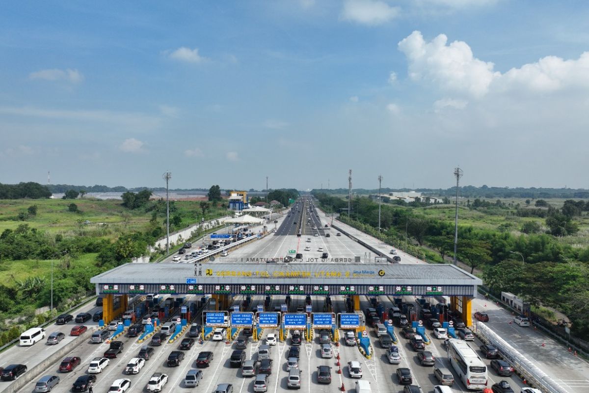 Gerbang Tol (GT) Cikampek Utama 2.