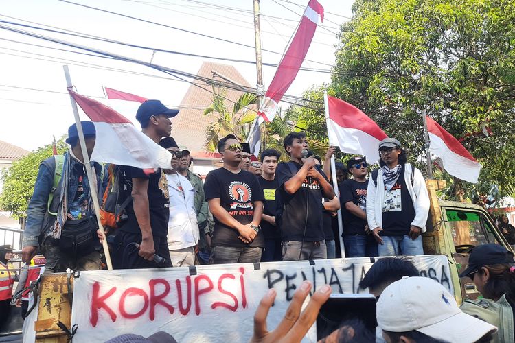 Empat Bus Disiapkan, Massa Pati Akan Gelar Aksi di Depan Gedung DPR RI