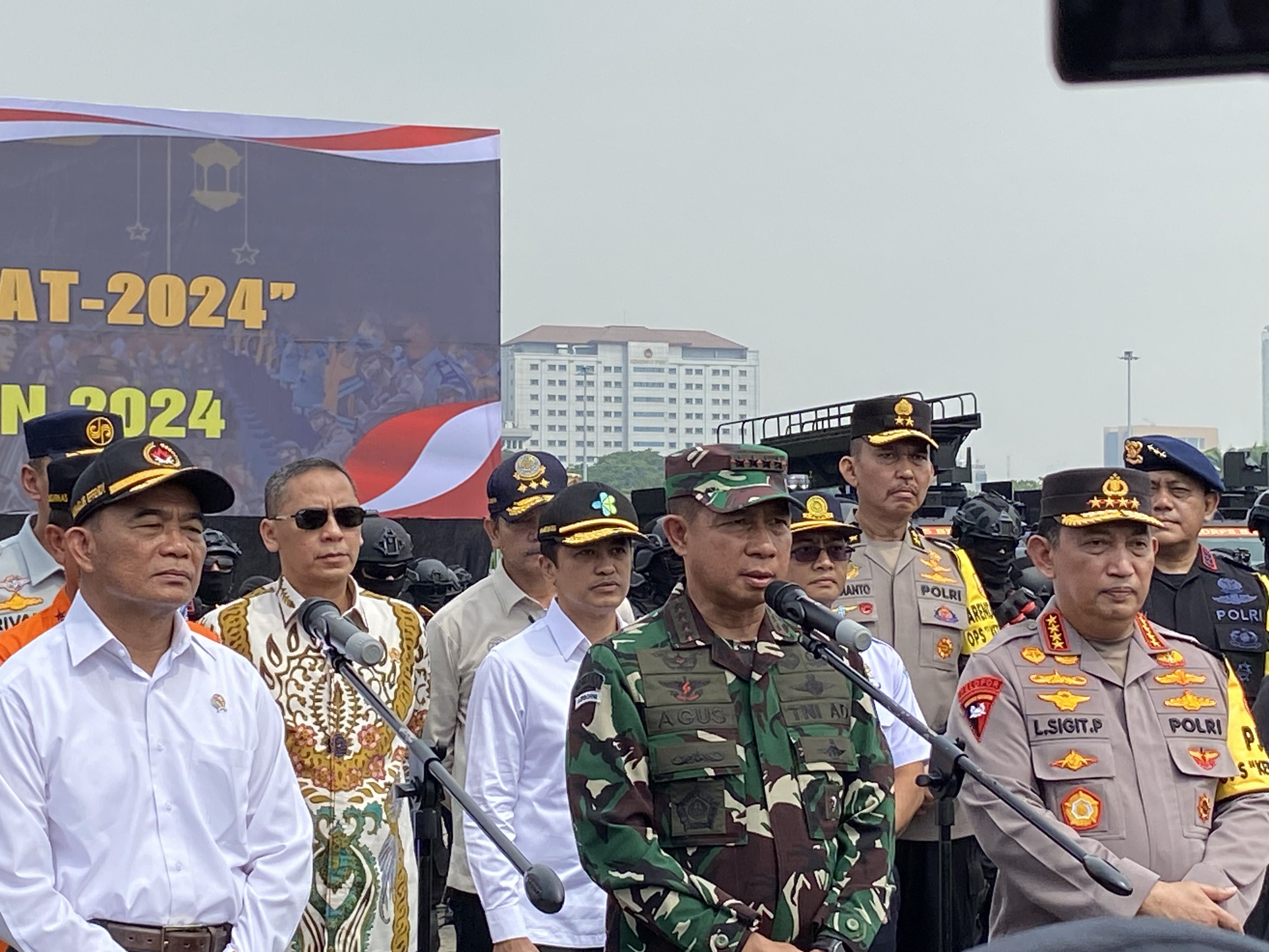 Panglima TNI Tegaskan Operasi Teritorial Tetap Dilakukan di Papua