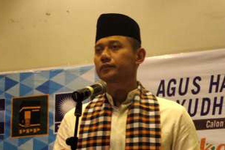 Bakal calon gubernur yang diusung Partai Demokrat, PPP, PAN, dan PKB, Agus Harimurti Yudhoyono saat memberikan keterangan pers di kantor DPP Partai Demokrat, Jumat (23/9/2016).