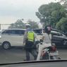 Ditegur agar Pakai Helm, Seorang Pengendara Motor Malah Acungkan Jari Tengah ke Polisi