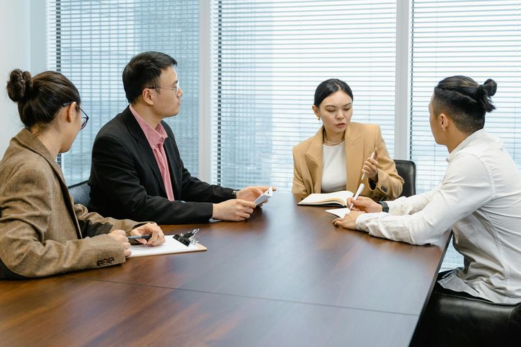 Kelompok profesional muda industri periklanan mendorong perusahaan mewajibkan pelatihan literasi iklim bagi seluruh staf.