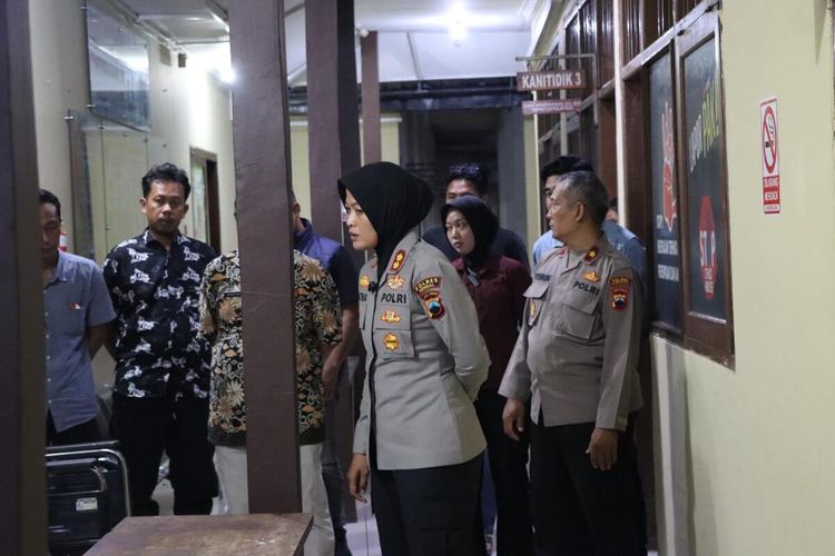 Terlibat Tawuran di Kendal, Pelajar 16 Tahun Diringkus karena Bawa Celurit 82 Cm