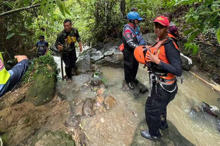 Bocah 4 Tahun di Tasikmalaya Hanyut ke Sungai Saat Ditinggal Ibu Ambil Ponsel