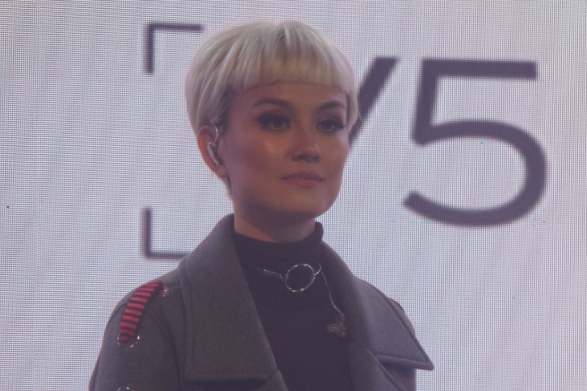 Agnez Mo menjadi brand ambassador Vivo V5s di Hotel Raflles, Jakarta Selatan, pada Rabu (10/5/2017) sore.