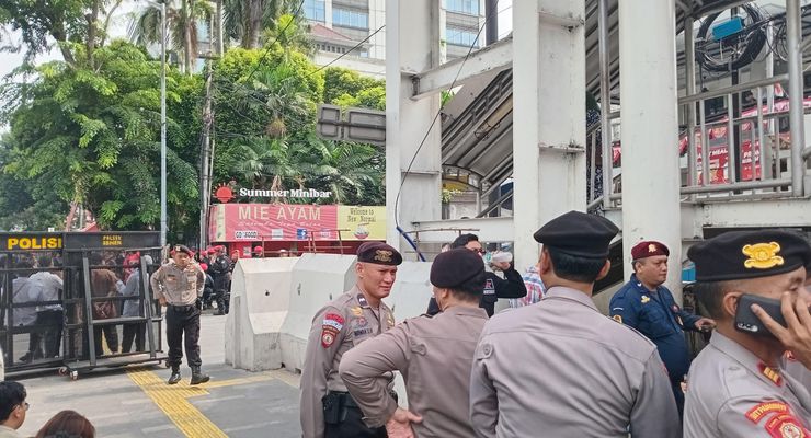 Polisi Kerahkan 1.035 Personel untuk Kawal Hari Terakhir Pendaftaran Paslon di KPU Jakarta 