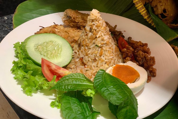 Nasi Tutug Oncom ala Sisca Soewitomo Hadir di Hotel Bintang 5 Jakarta