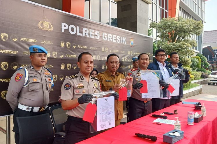 Akhir Pelarian Pelaku SK ASN Palsu Gresik, Ditangkap di Kalteng Usai Tipu 14 Orang dan Raup Rp 1,5 M
