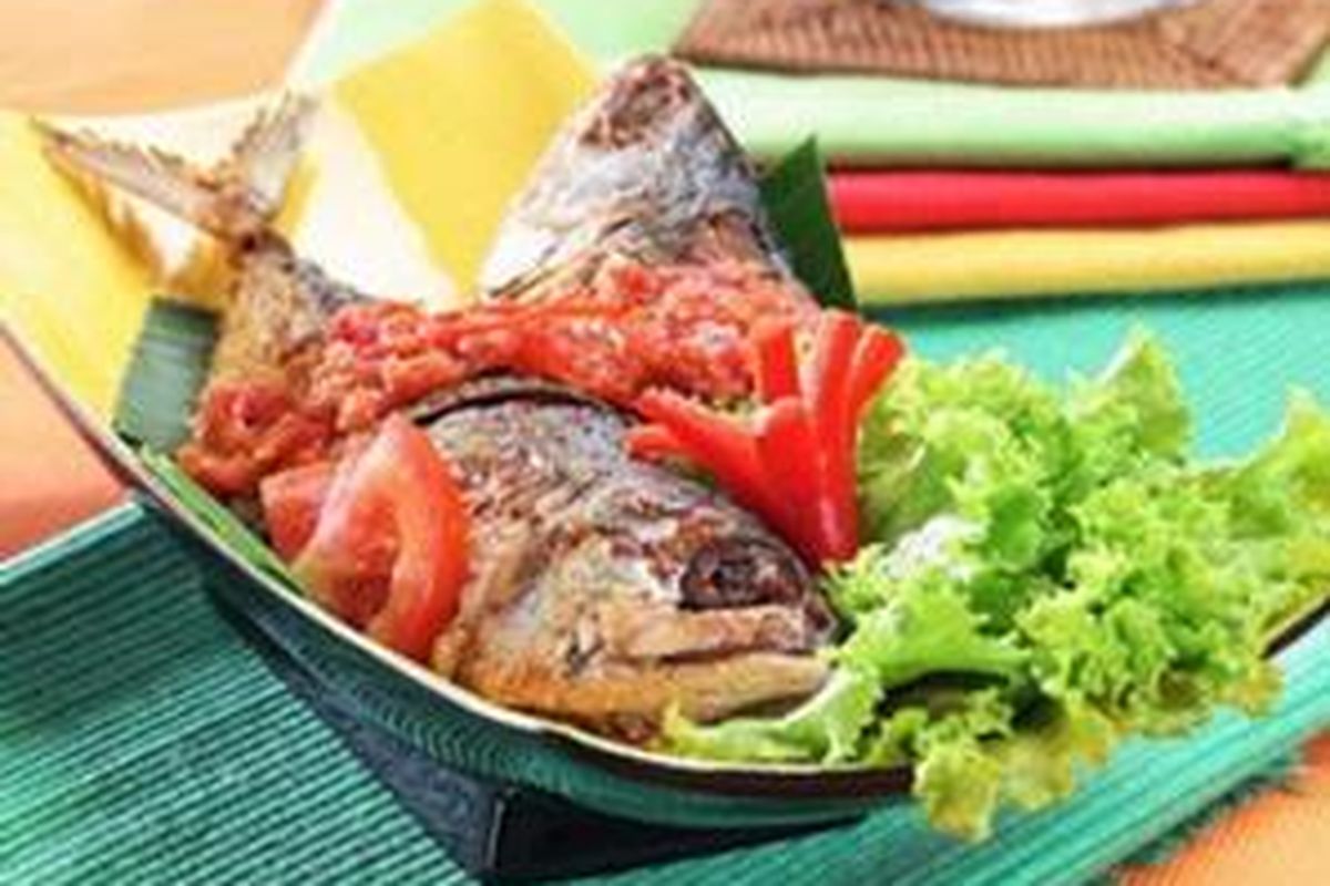 Ikan Goreng Siram Sambal Kencur