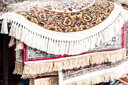 Cara Menjaga Jumbai Karpet agar Tidak Mudah Lusuh dan Lepas