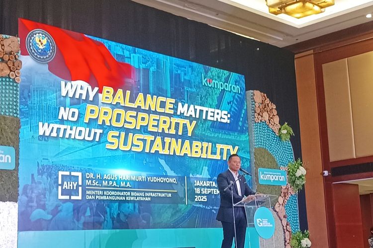 Menteri Koordinator Bidang Infrastruktur dan Pembangunan Kewilayahan, Agus Harimurti Yudhoyono (AHY)dalam acara Green Initiative Conference di Jakarta, Senin (18/9/2025).  