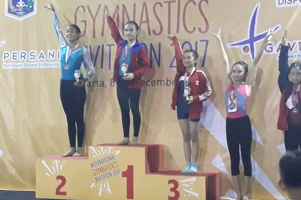 Afiqah saat meraih juara tiga sebuah turnamen gimnastik di Jakarta akhir tahun lalu.