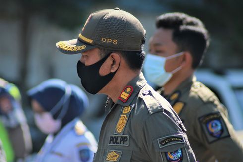 Satpol PP Tertibkan PKL hingga 