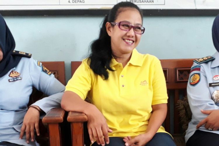 Mantan anggota Komisi V DPR, Damayanti Wisnu Putranti (baju kuning), Senin (21/8/2017)