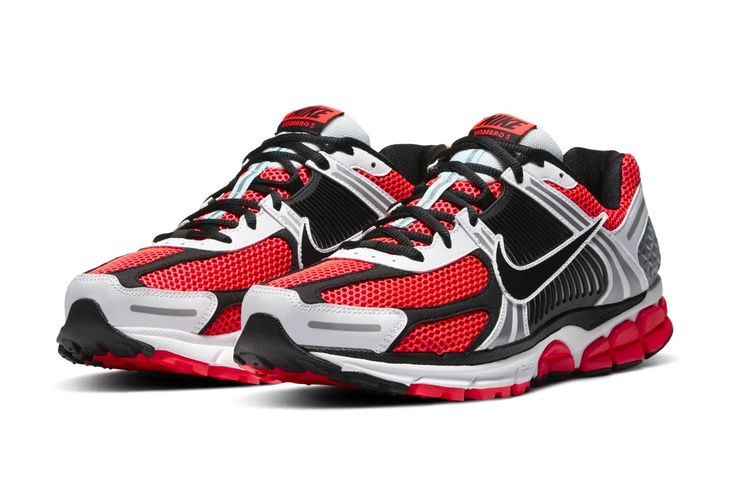 Nike Zoom Vomero 5 Bright Crimson