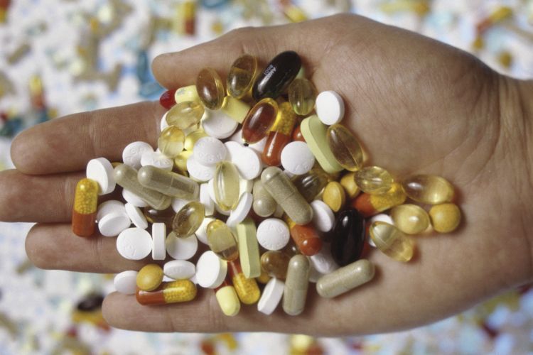 Ilustrasi suplemen dan obat-obatan