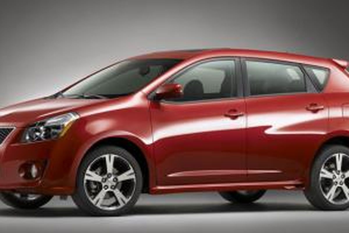 Pontiac Vibe yang berbagi suku cadang dengan Toyota Matrix juga ikut di-recall.