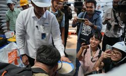Jaga Kualitas Beras, Bulog Ajak Media Tinjau Perawatan di Gudang Sunter