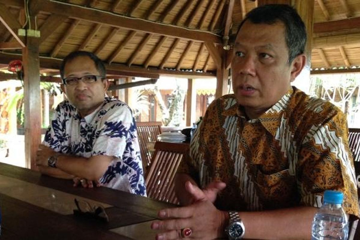 Wakil Wali Kota Tangerang Selatan Benyamin Davnie (kanan).

