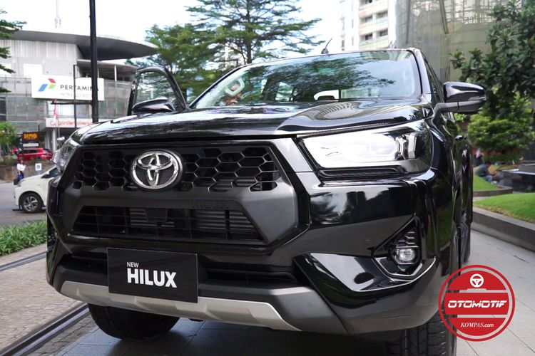 Toyota Hilux Facelift 2024