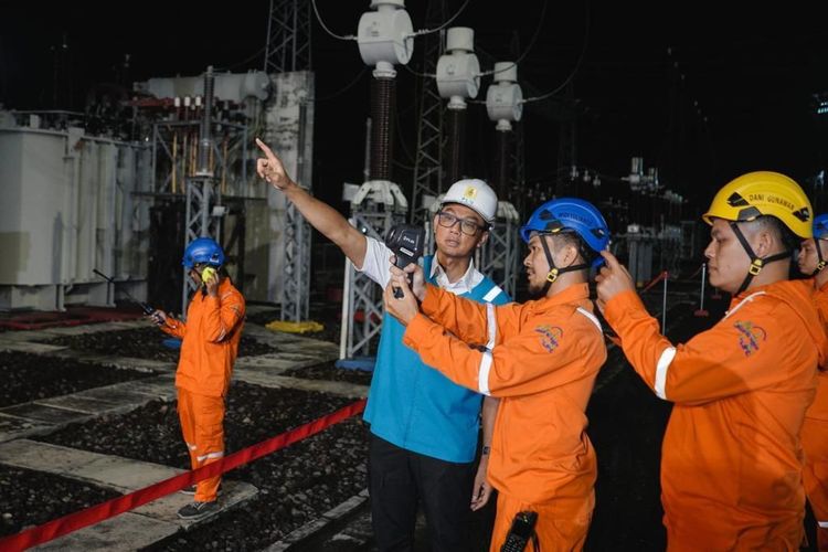 Sejumlah inisiatif dilakukan PLN demi memastikan pasokan listrik selama Ramadhan dan liburan Idul Fitri tetap aman.  