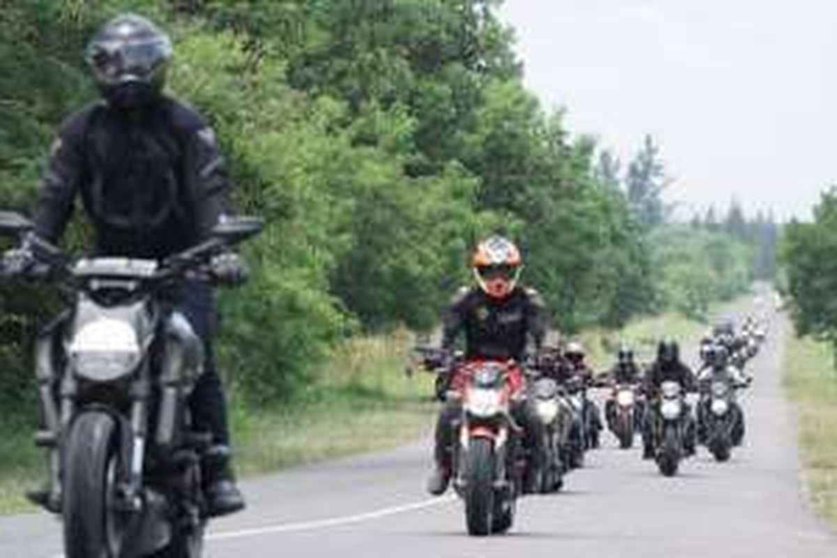 Touring pecinta Ducati rute Lampung sampai Palembang, yang berakhir di Pulau Bangka.