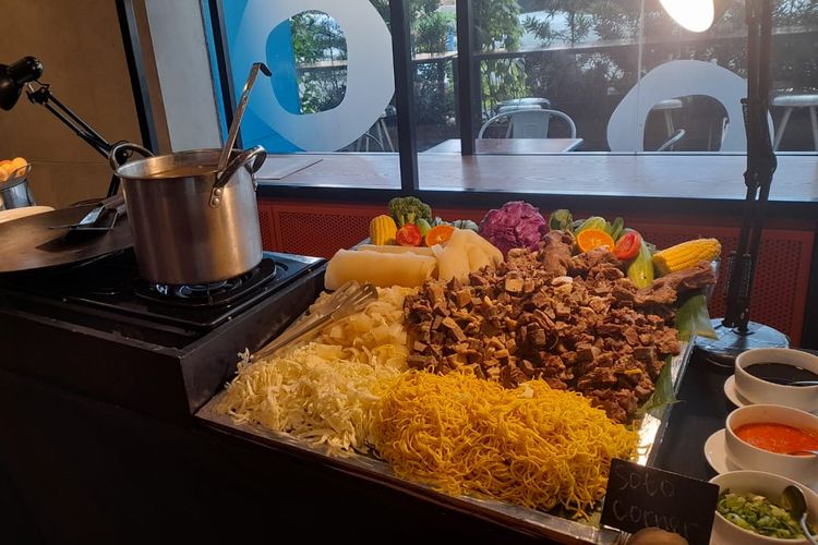 Kebab dan Soto di Buffet Bukber 101 Urban Jakarta Kelapa Gading