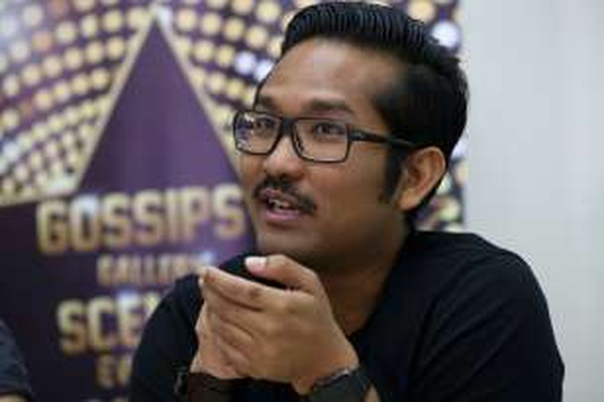 Irfan Aulia, gitaris grup band Samsons mengenalkan single terbaru mereka yang berjudul 'I Love You' di Gedung Kompas Gramedia, Palmerah Barat, Jakarta, Senin (16/1/2017).