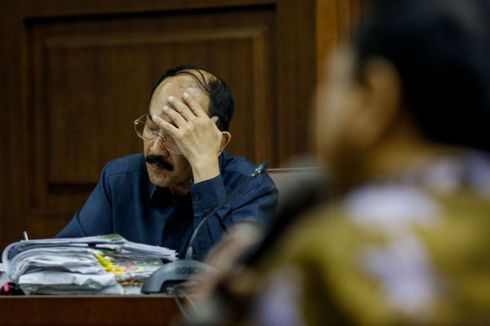 Fredrich Yunadi Dituntut 12 Tahun Penjara