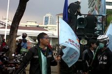 Buruh Demo Minta Jokowi Bantu Selesaikan Masalah Internal