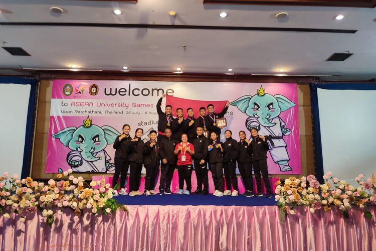 Timnas karate Indonesia berhasil meraih juara umum di ASEAN University Games yang digelar di Ubon Ratchathani, Thailand, pada 24 Juli sampai 7 Agustus 2022.