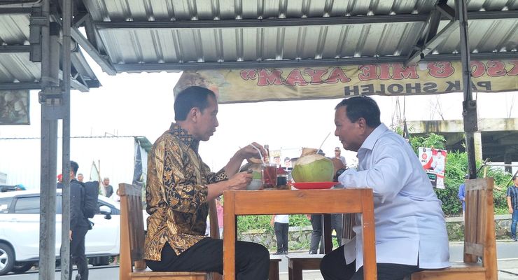 Jokowi-Prabowo Makan Bareng Lagi, Kali Ini "Ngebakso" di Magelang