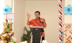 Wagub Koundow Hadiri HUT Jemaat GPdI Victory Tountimomor