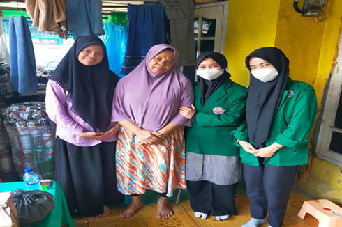 Mahasiswa Farmasi Uhamka Bantu Berdayakan Keluarga Dhuafa di Bogor