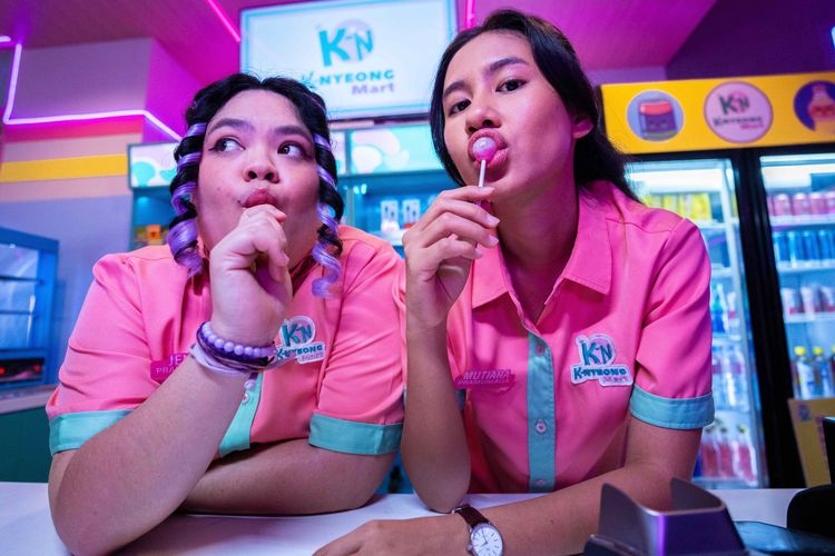 Shenina Cinnamon dan Nadya Syarifa Jadi Fans KPop Garis Keras di Night Shift for Cuties 