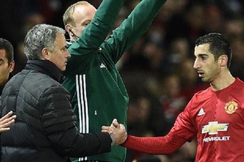 Mourinho Berharap Mkhitaryan Bisa Tampil Saat Melawan Chelsea