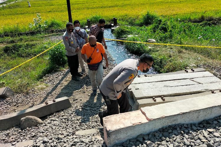 Lokasi satpam RSUD di Probolinggo, Jawa Timur, ditemukan tewas dengan luka di kepala. 