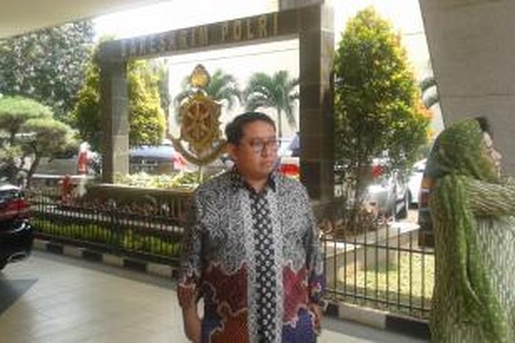 Wakil Ketua DPR Fadli Zon mendatangi Gedung Badan Reserse Kriminal Polri, Jakarta Selatan, Jumat (31/10/2014).