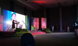 Cerita Menteri Puan Disuguhi Mie Koba...