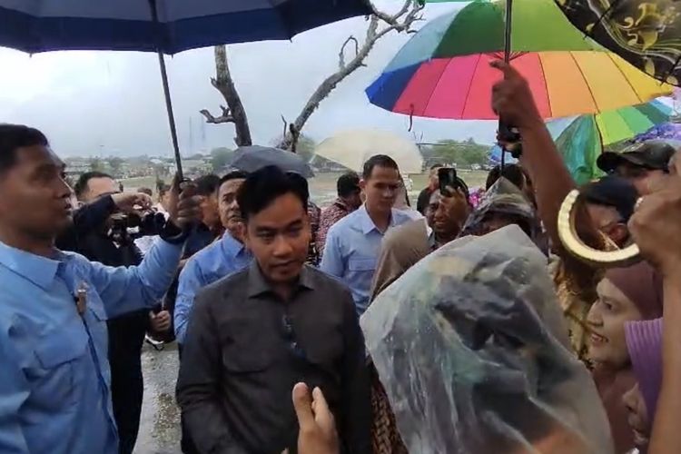 Wapres Gibran Dihadang Mahasiswa di Kupang, Terima Aspirasi soal BBM dan Infrastruktur Amfoang