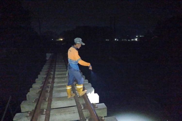 Gempa Pangandaran Sempat Hentikan Perjalanan Kereta di Daop 2 Bandung, Keterlambatan Capai 60 Menit