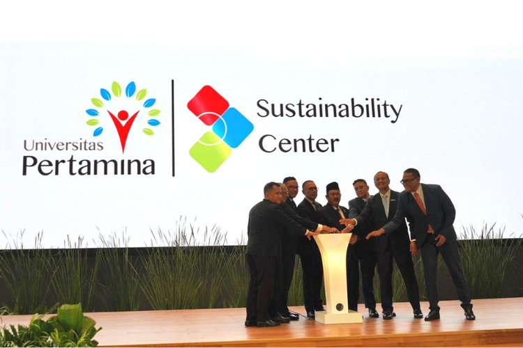 Universitas Pertamina (UPER), perguruan tinggi yang menempatkan isu energi dan keberlanjutan sebagai esensi dasar kurikulum pendidikannya.