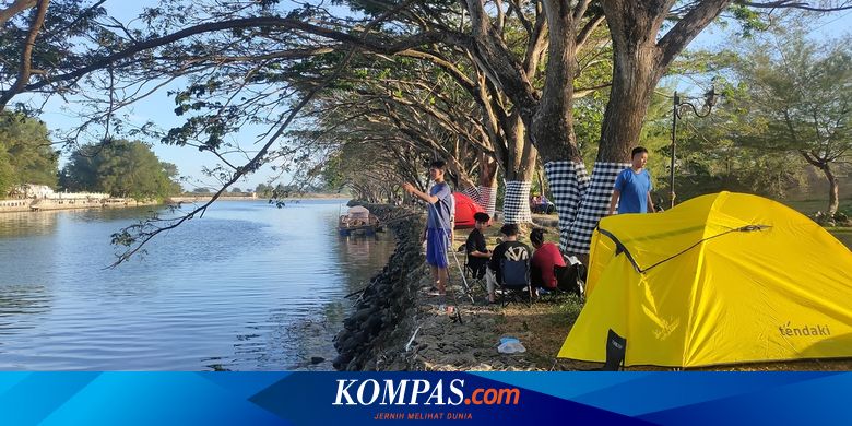 Keasyikan Camping di Atas Air Pantai Glagah