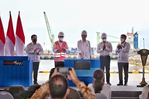 Jokowi Resmikan Terminal Multipurpose Wae Kelambu Pelabuhan Labuan Bajo