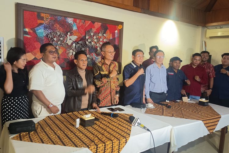 Roy Suryo dan dr Tifa Tak Ditahan, Peradi Bersatu: Apa Alasan Ditangguhkan?