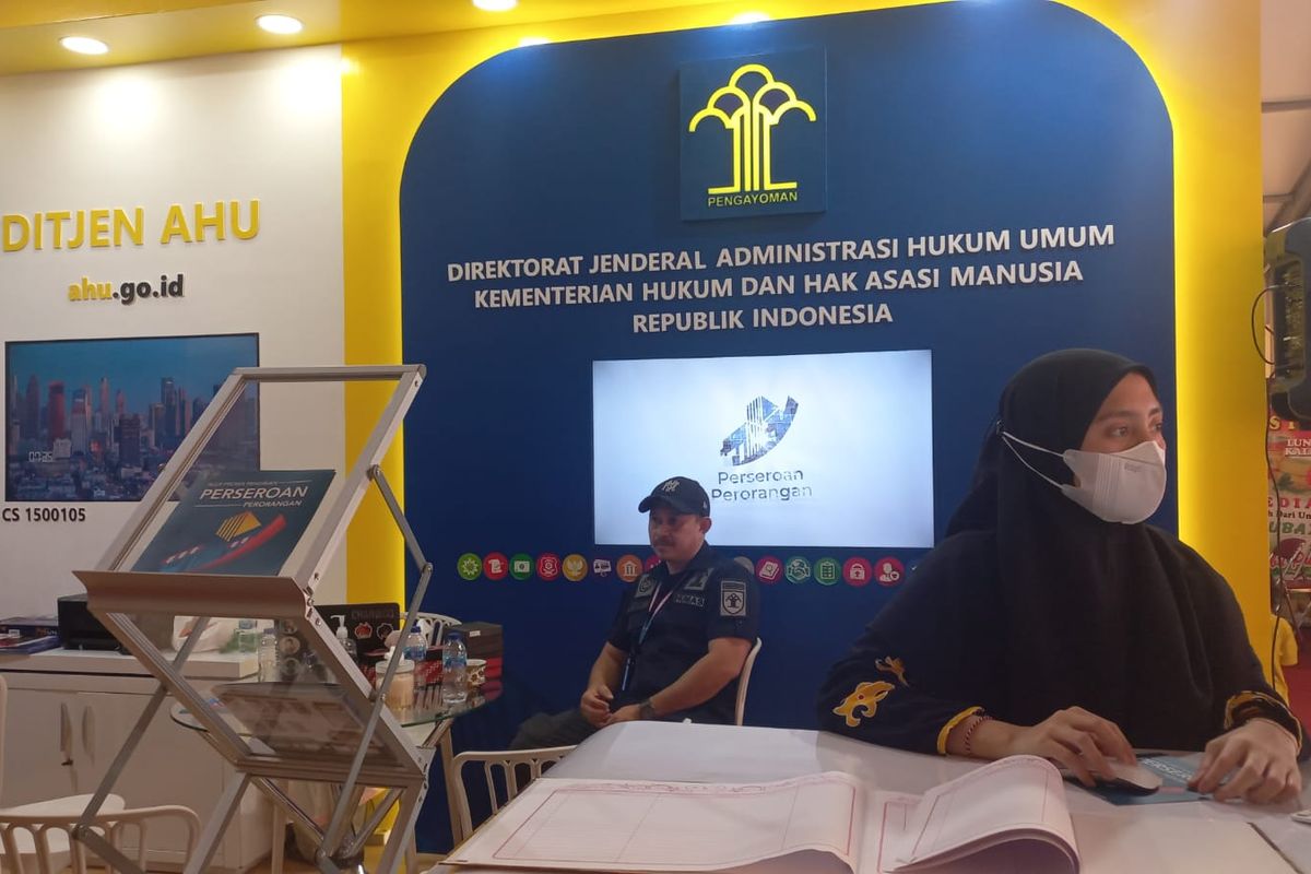 Pelaku UMKM cukup dengan mendaftarkan pernyataan pendirian secara online melalui laman ptp.ahu.go.id.