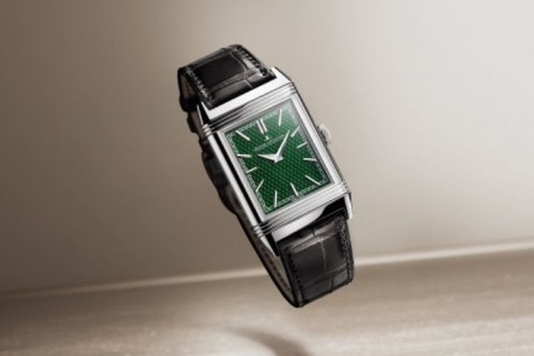 Jaeger-LeCoultre Reverso Tribute Enamel Hokusai Amida Falls